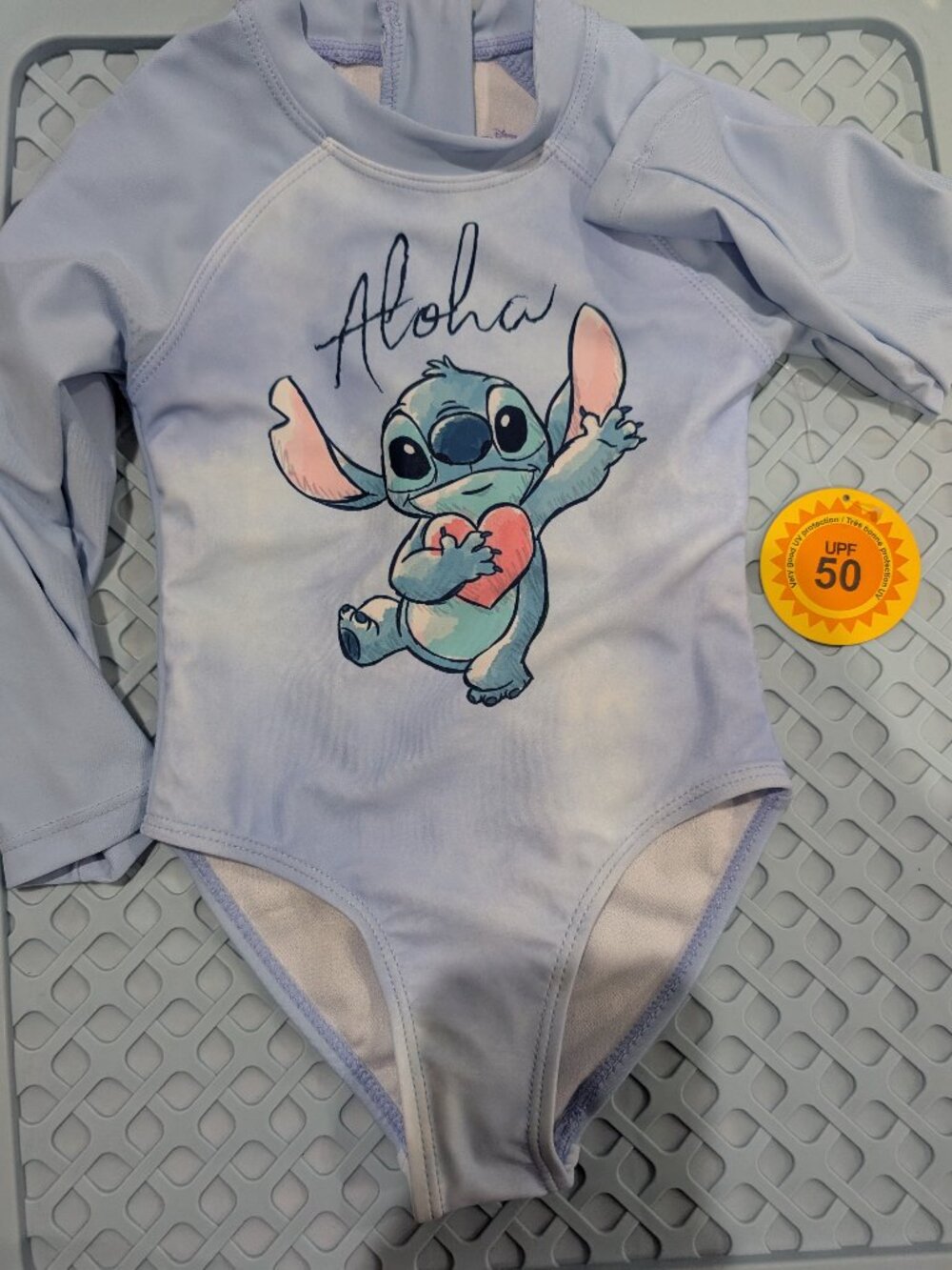 Disney Stitch 2T rashguard new